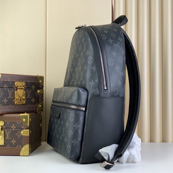 Louis Vuitton classic patterned cow leather backpack - Picture 2 of 9